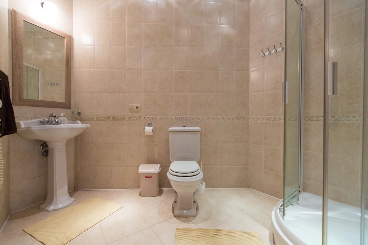 10 Rooms Lviv Exterior foto