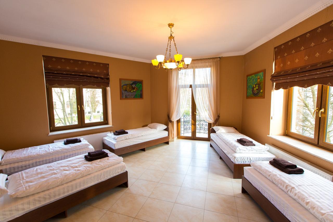 10 Rooms Lviv Exterior foto