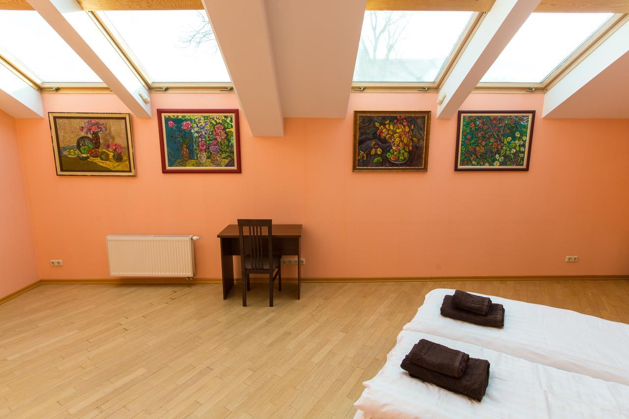 10 Rooms Lviv Exterior foto